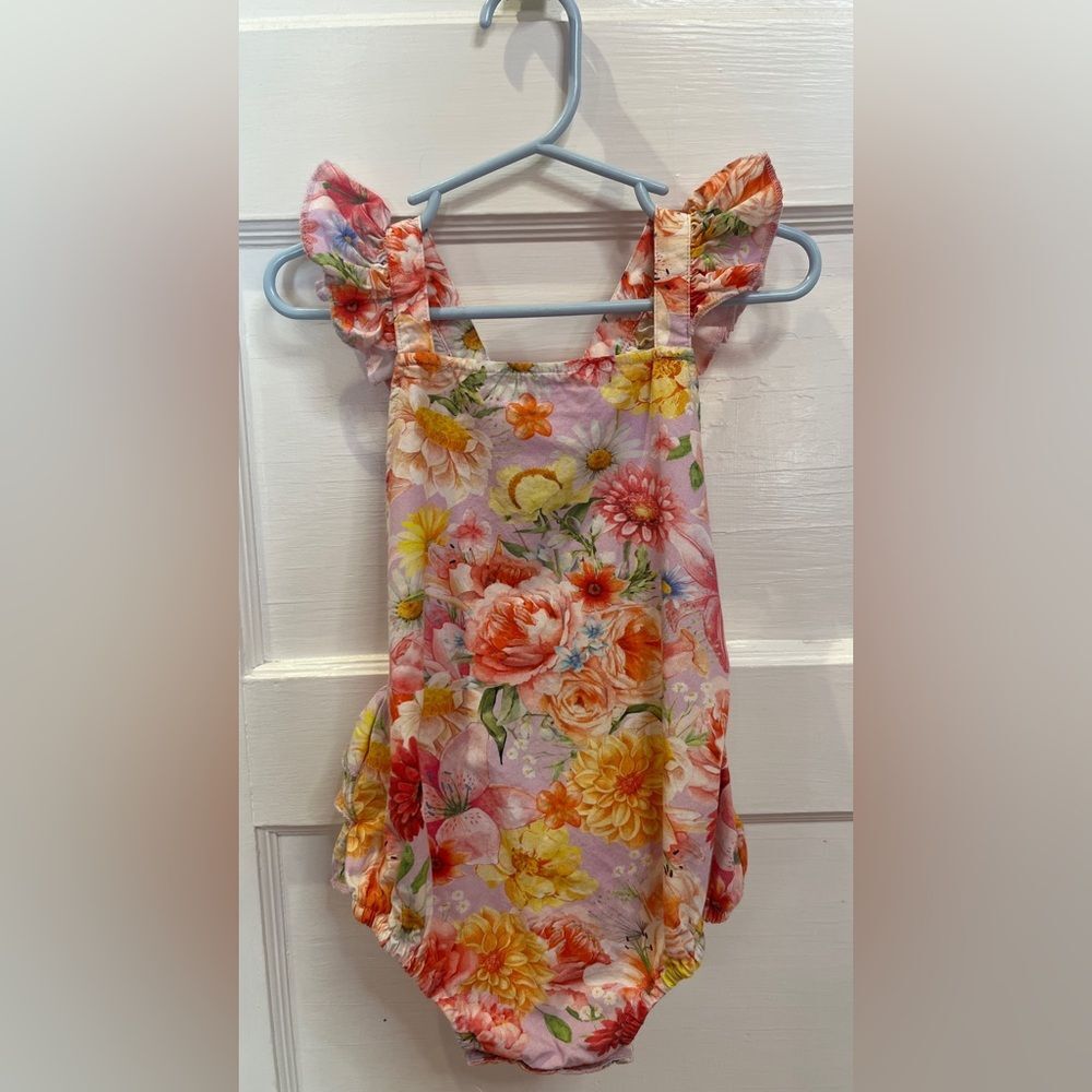 Posh Peanut floral ruffled bubble romper in the "Nala" print Size 18-24M